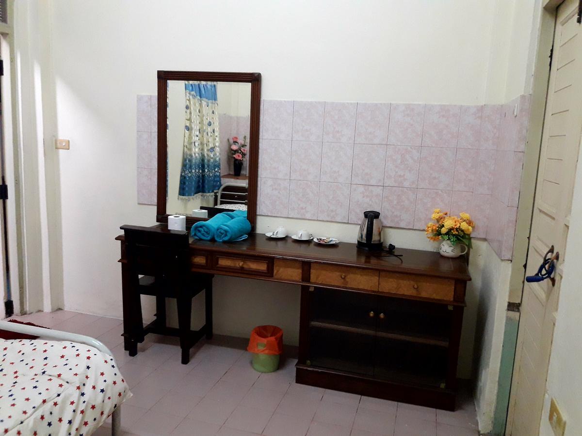 Coc Guest House & Hostel 清邁 外观 照片